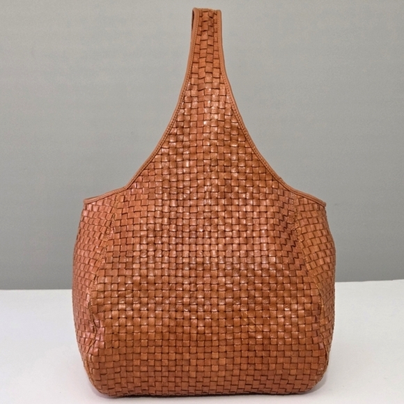CLARE V BANDO BAG IN NATURAL WOVEN CHECKER LEATHER - Picture 7 of 16